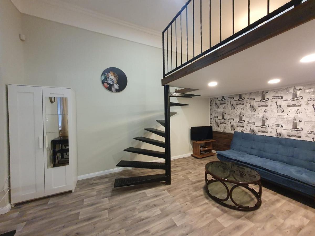 Madam With Ac And The Central Location Budapest Exterior photo