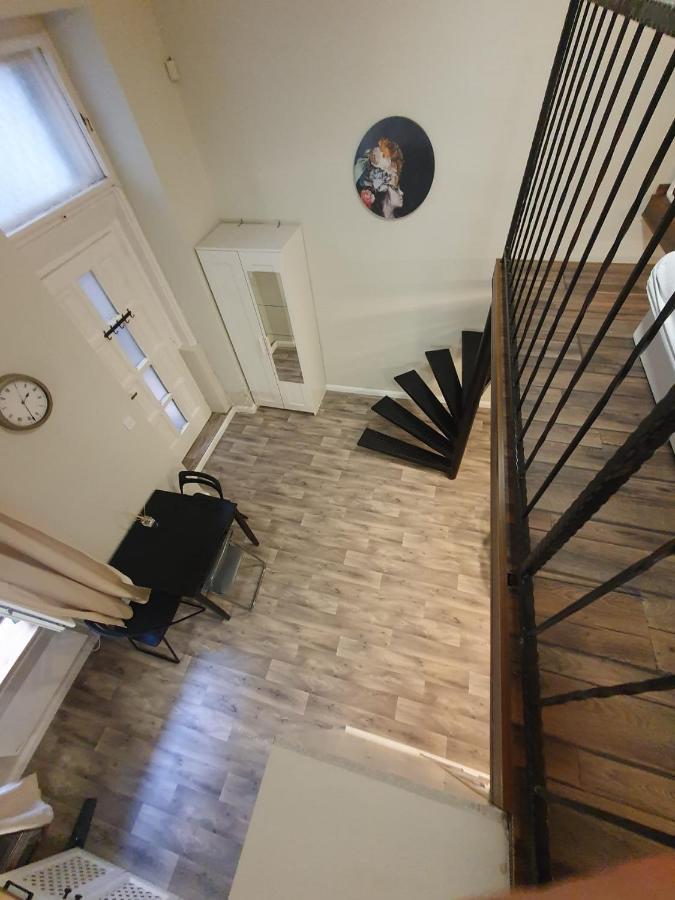 Madam With Ac And The Central Location Budapest Exterior photo